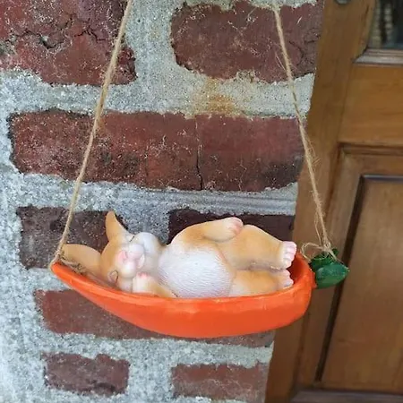 Holiday home Le Petit Palais De Naco Aux Portes D'etretat Cuverville (Seine-Maritime)